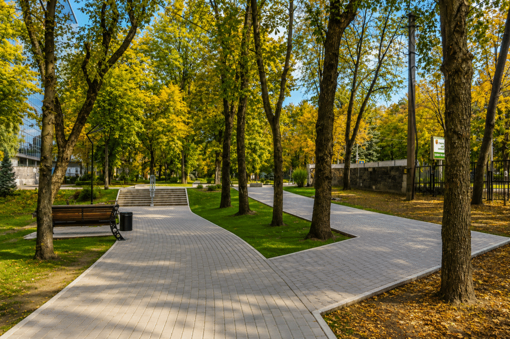 park-imeni-iuriia-haharina-dnipro-01