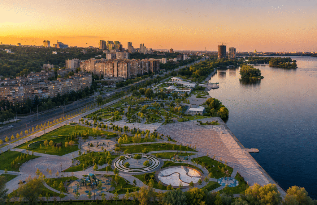 pryberezhnyi-skver-dnipro-03